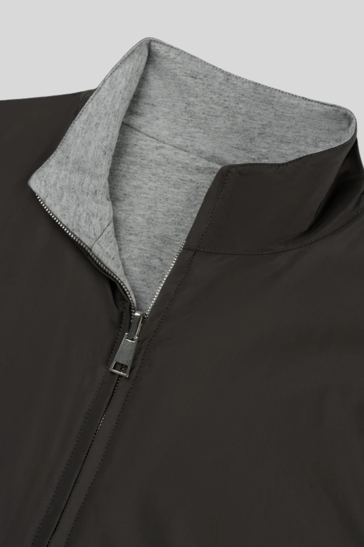 BLACK REVERSIBLE RESORT BODY WARMER