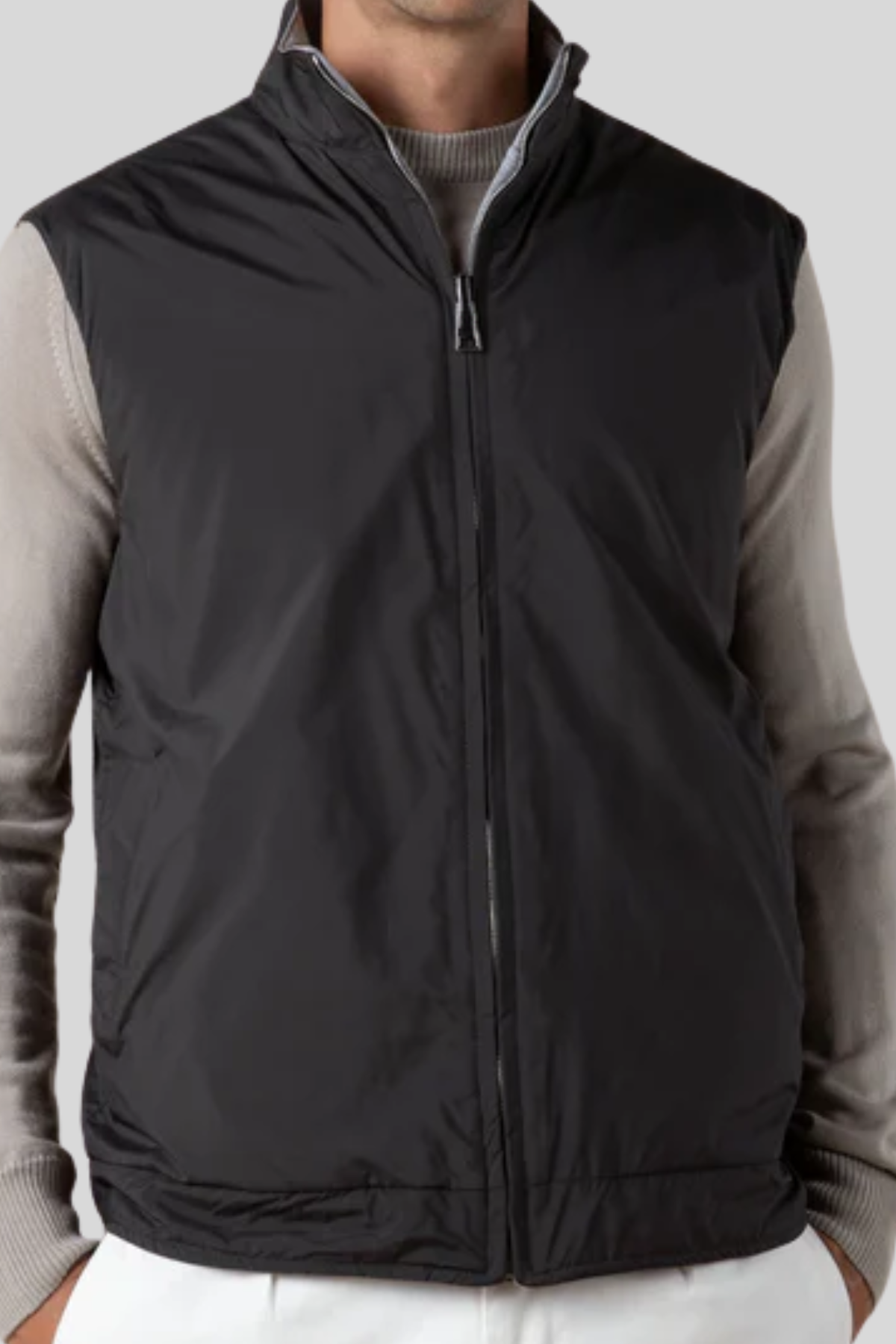 BLACK REVERSIBLE RESORT BODY WARMER